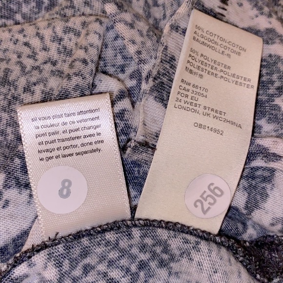 Free People Python Snake Print Short Sleeve Tee T-Shirt Top - Picture 11 of 11